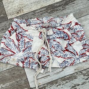 High-Waist Cotton Shorts with Red & Blue Leaf Print